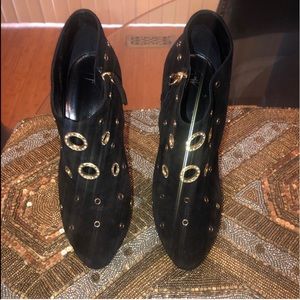 🔥 Authentic Giuseppe Zanotti Suede Booties 🔥